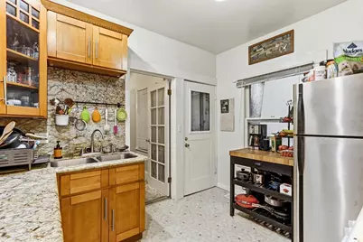 2320 F Street, Sacramento, CA 95816 - Photo 15