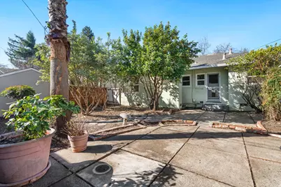 2621 12th Street, Sacramento, CA 95818 - Photo 25