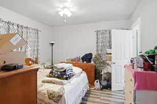 925 W 21st St, Merced, CA 95340 - Photo 5