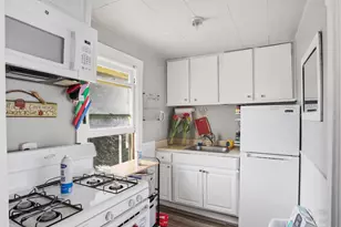 925 W 21st St, Merced, CA 95340 - Photo 31