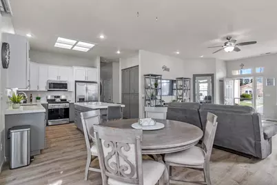 136 Woods Creek Drive, Oakdale, CA 95361 - Photo 11