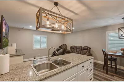412 Golf Circle #E, Manteca, CA 95337 - Photo 7