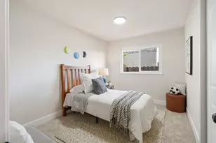 7527 Bruno Way, Sacramento, CA 95828 - Photo 19