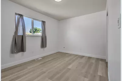 1625 Brentwood Court, Modesto, CA 95350 - Photo 47