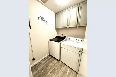 1017 Stillwater Lane, Modesto, CA 95351 - Photo 5