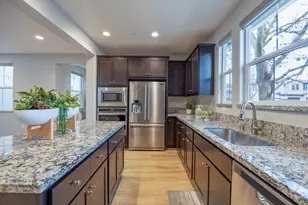 93 E Ramsey Dr, Mountain House, CA 95391 - Photo 9