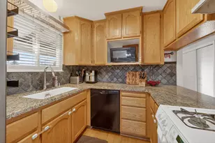 409 Wales Dr, Folsom, CA 95630 - Photo 11