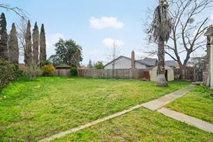 7765 Twain Ct, Sacramento, CA 95828 - Photo 43