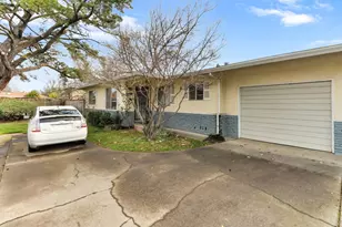 2735 57th St, Sacramento, CA 95817 - Photo 21