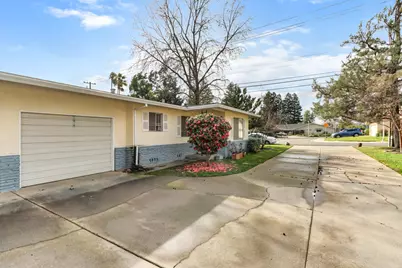2735 57th Street, Sacramento, CA 95817 - Photo 3