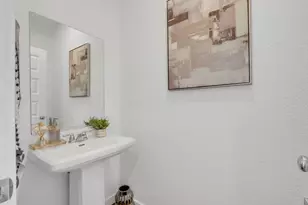 8543 Anker Wy, Elk Grove, CA 95757 - Photo 17