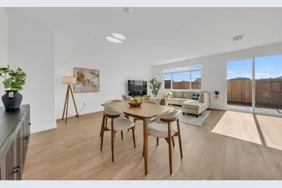 8543 Anker Way, Elk Grove, CA 95757 - Photo 15