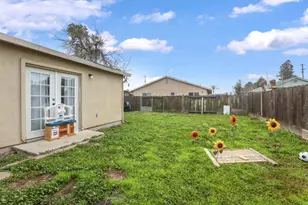 5238 E Sonora St, Stockton, CA 95215 - Photo 25