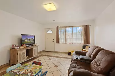 5238 E Sonora Street, Stockton, CA 95215 - Photo 3
