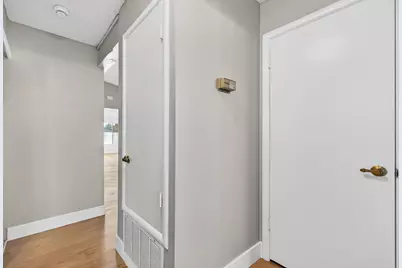 7639 Clover Woods Court, Sacramento, CA 95828 - Photo 21