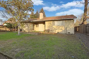 8215 Manhattan Dr, Stockton, CA 95210 - Photo 37