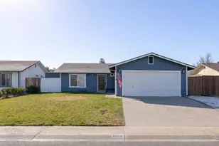 1612 Larry St, Olivehurst, CA 95961 - Photo 1