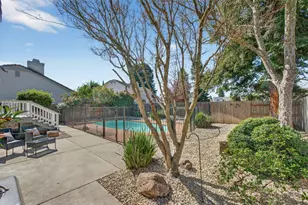 19 Whitestone Ct, Elk Grove, CA 95758 - Photo 33