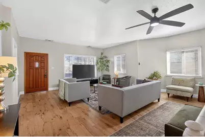 518 S Street, Sacramento, CA 95811 - Photo 5