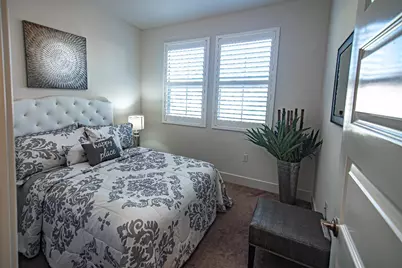 10352 Charles Morris Way, Elk Grove, CA 95757 - Photo 17