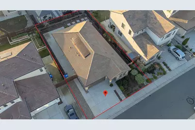 10352 Charles Morris Way, Elk Grove, CA 95757 - Photo 23