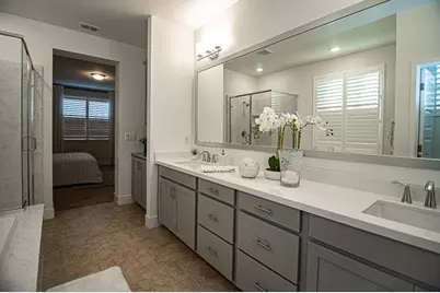 10352 Charles Morris Way, Elk Grove, CA 95757 - Photo 13