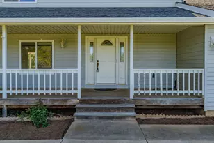 4877 Hillvale Dr, Valley Springs, CA 95252 - Photo 7