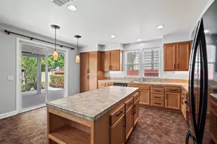 2764 Rogue River Cir, West Sacramento, CA 95691 - Photo 17