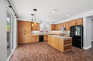 2764 Rogue River Cir, West Sacramento, CA 95691 - Photo 15