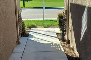 935 Mono St, Manteca, CA 95337 - Photo 5