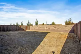 15272 Flycatcher Dr, Lathrop, CA 95330 - Photo 29