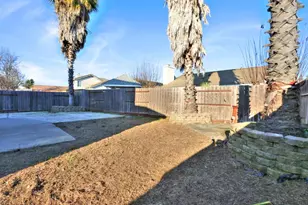 975 Rossburn Way, Galt, CA 95632 - Photo 67