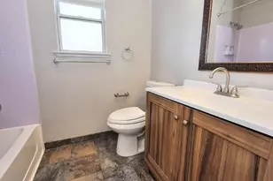 975 Rossburn Way, Galt, CA 95632 - Photo 35