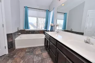 975 Rossburn Way, Galt, CA 95632 - Photo 51