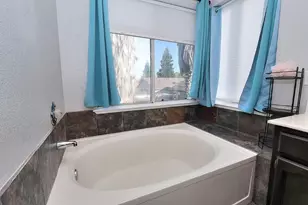 975 Rossburn Way, Galt, CA 95632 - Photo 55