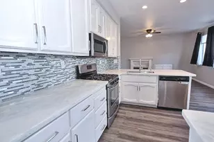 975 Rossburn Way, Galt, CA 95632 - Photo 13