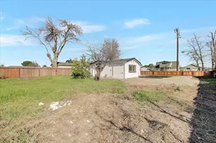 4928 Okmulgee Ave, Olivehurst, CA 95961 - Photo 25