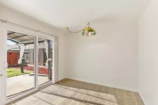 1370 Old W Dr, Sacramento, CA 95834 - Photo 13