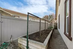 2419 Belle Glade Ln, Manteca, CA 95336 - Photo 39