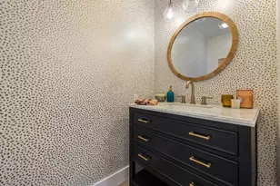 19404 Fawn Dr, Woodbridge, CA 95258 - Photo 17