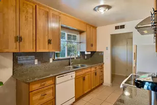 8208 Dierks Rd, Sacramento, CA 95830 - Photo 13