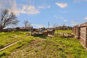 8208 Dierks Rd, Sacramento, CA 95830 - Photo 39