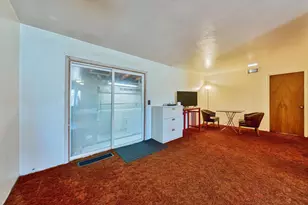 8208 Dierks Rd, Sacramento, CA 95830 - Photo 19