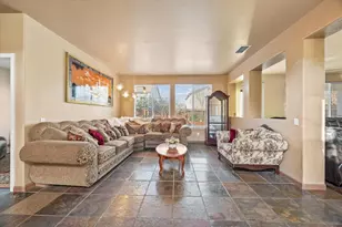 9820 Spring View Way, Elk Grove, CA 95757 - Photo 7