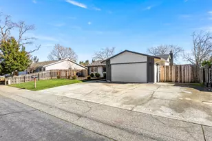 205 Briarcliff Dr, Folsom, CA 95630 - Photo 47