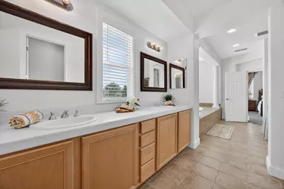 5204 Crown Bench Circle, Elk Grove, CA 95757 - Photo 39