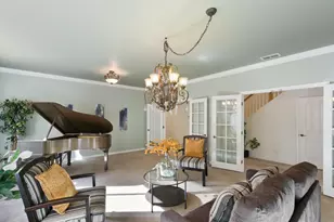 1047 Elsworth Way, Folsom, CA 95630 - Photo 9