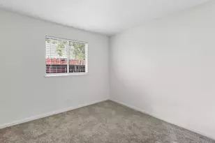 6690 Hometown Way, Sacramento, CA 95828 - Photo 21