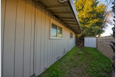 903 Sunnyoak, Stockton, CA 95209 - Photo 23