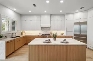 2701 Robinson Creek Ln, Elk Grove, CA 95758 - Photo 1